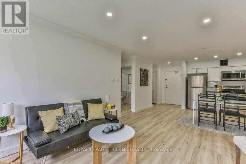 104 - 5 Jacksway Crescent — photo 19 of 37