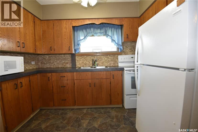 403 2nd STREET W, Nipawin, photo 6