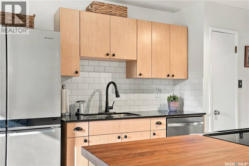 95 St Lawrence CRESCENT — photo 16 of 40