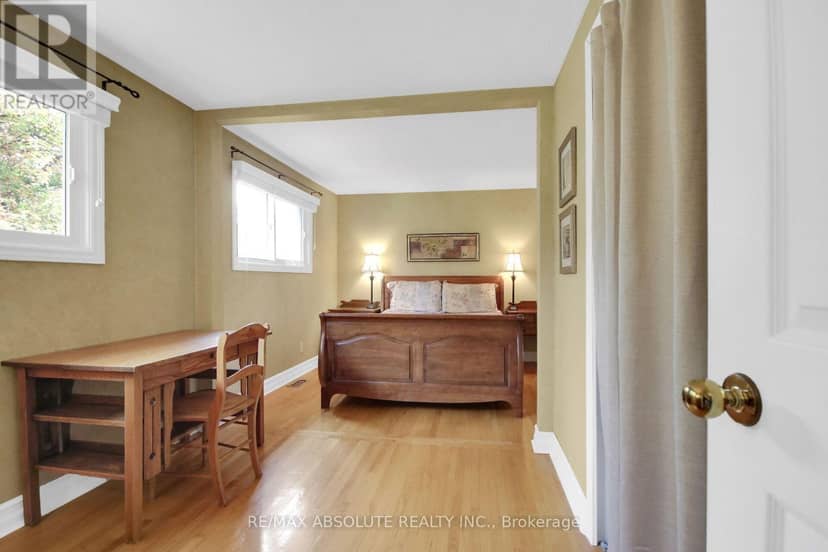 144 Old Colony Road — photo 19 of 39