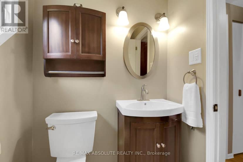 144 Old Colony Road — photo 24 of 39