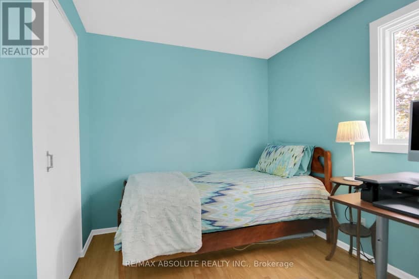 144 Old Colony Road — photo 27 of 39