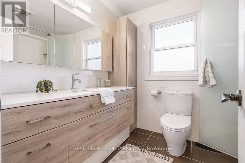 101 Queensline Drive — photo 26 of 40