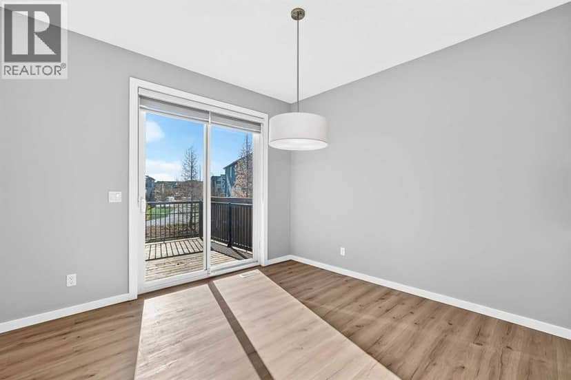 122 belmont Crescent SW — photo 20 of 40