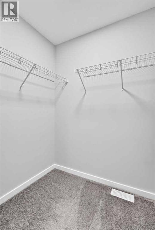 122 belmont Crescent SW — photo 38 of 40