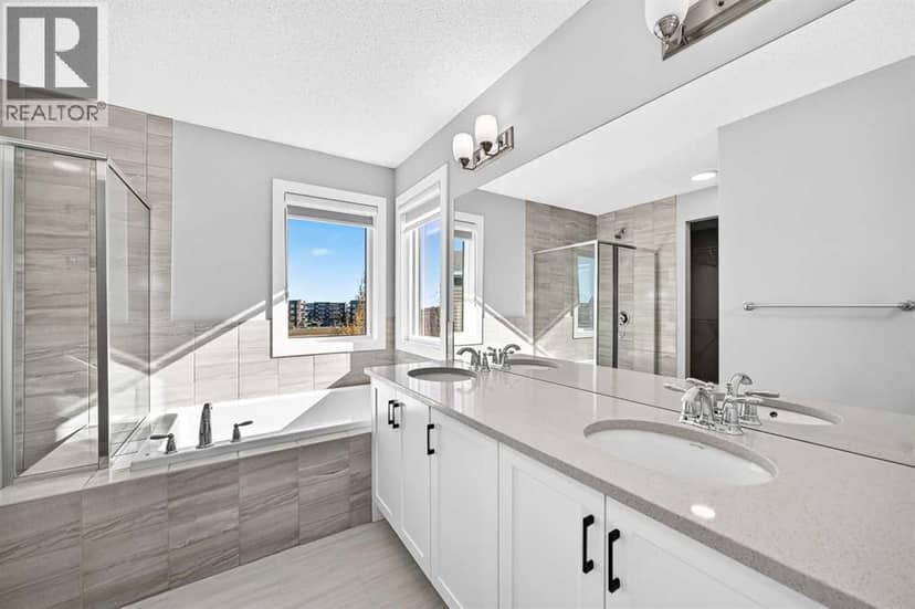 122 belmont Crescent SW — photo 32 of 40