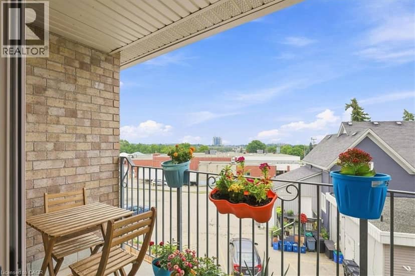 1522 KING Street E Unit# 403, Kitchener, photo 2
