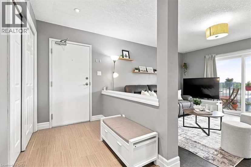 1522 KING Street E Unit# 403 — photo 9 of 21