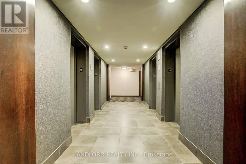 1014 - 17 Barberry Place, Toronto, photo 8