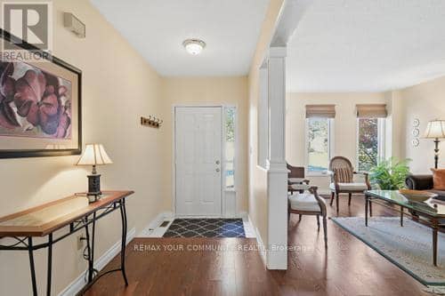 5 Lofthouse Drive — photo 3 of 35