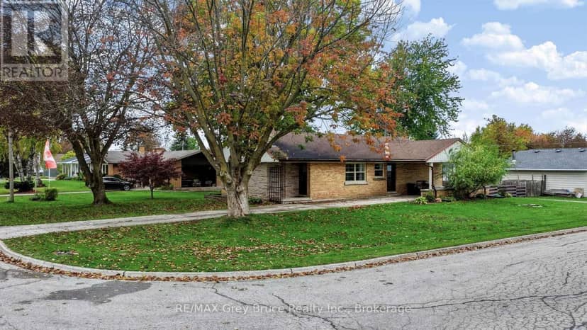 112 8th Street S, Arran-Elderslie
