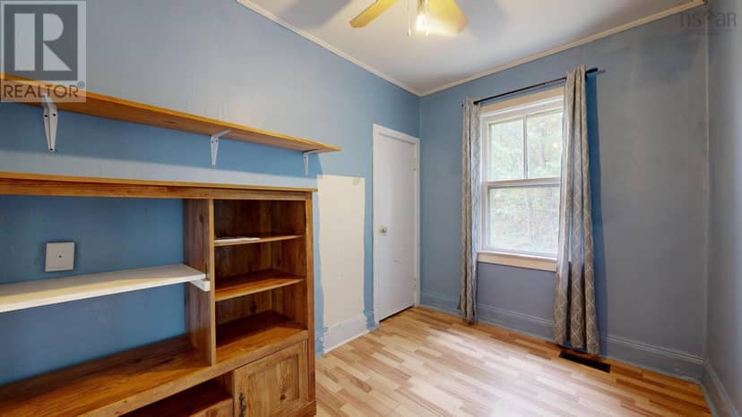 414 Chester Avenue — photo 13 of 28