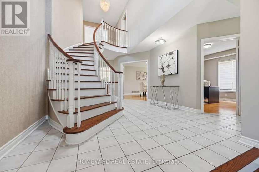 5859 Riverside Place, Mississauga, photo 2