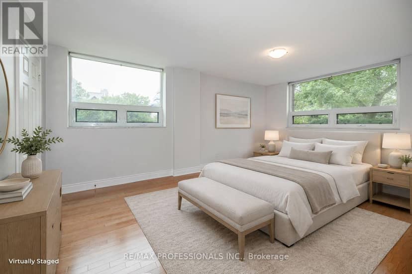 105 - 95 La Rose Avenue — photo 17 of 37