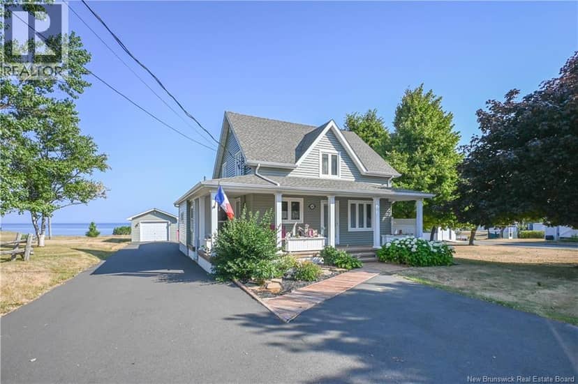 245 Saint-Pierre E Boulevard, Caraquet, photo 2