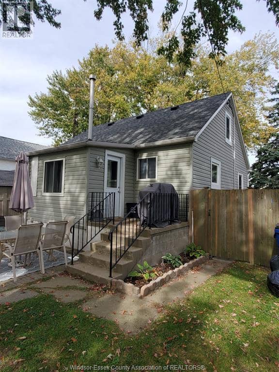 25 St Clair Street — photo 27 of 34