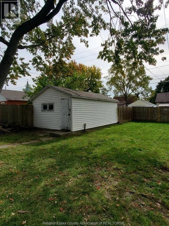 25 St Clair Street — photo 31 of 34