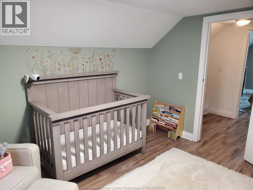 25 St Clair Street — photo 21 of 34