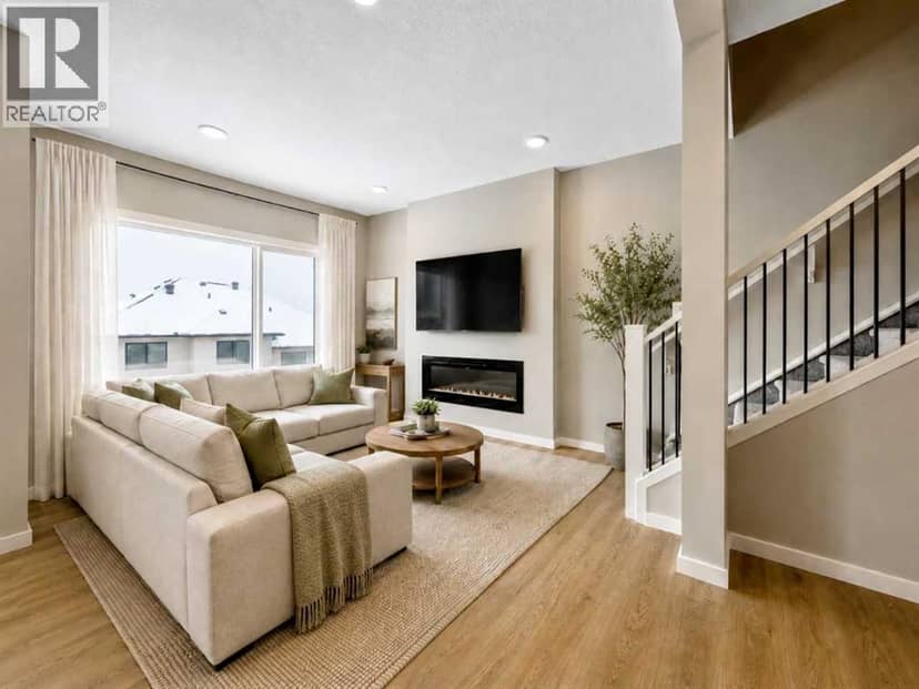 382 Heritage Boulevard, Cochrane, photo 4