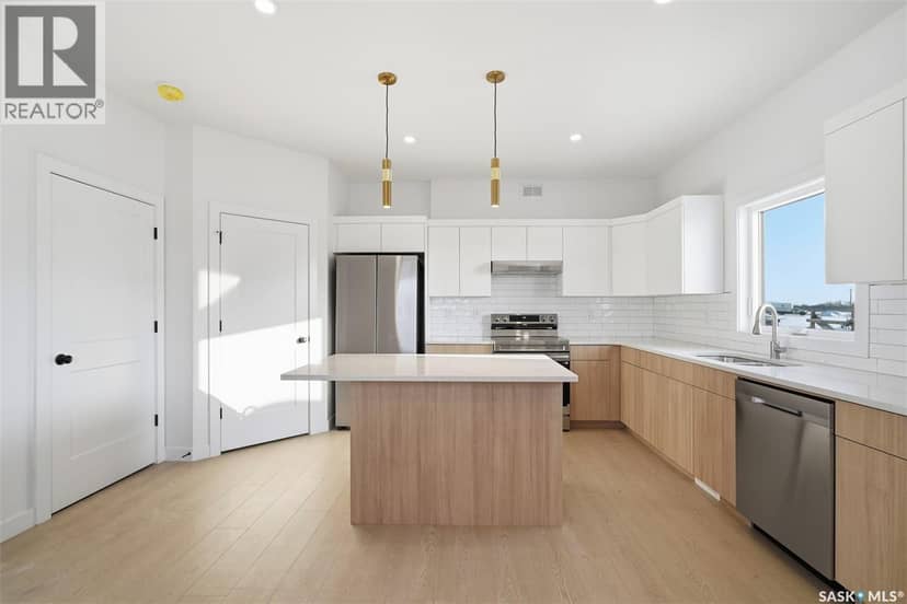 1428 Besnard DRIVE — photo 10 of 25