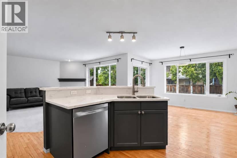 22 Evansbrooke Way NW — photo 13 of 40