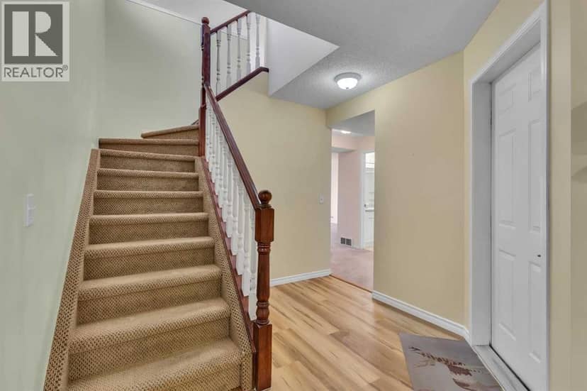 140 Valley Ridge Heights NW, Calgary, photo 5