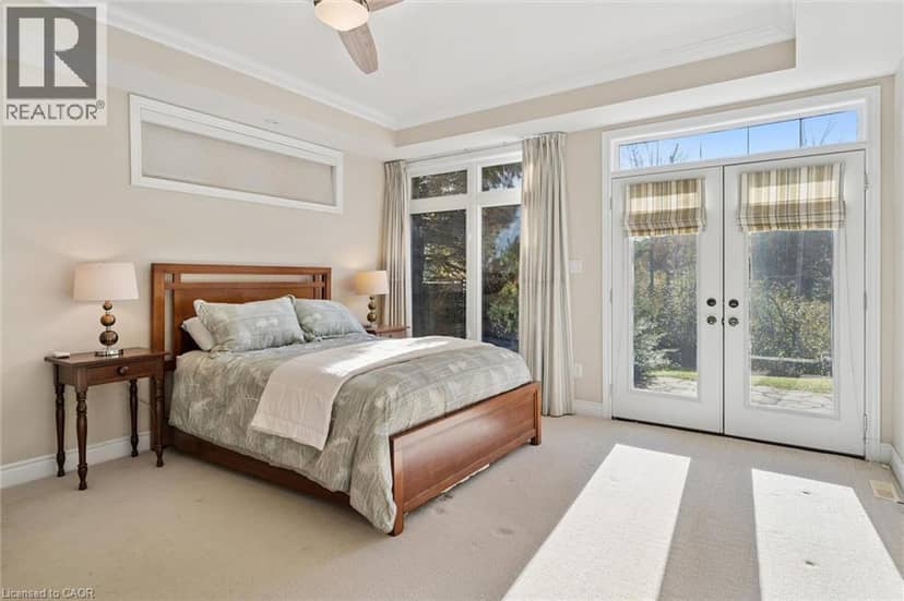 15 BREAKWATER Court — photo 16 of 40
