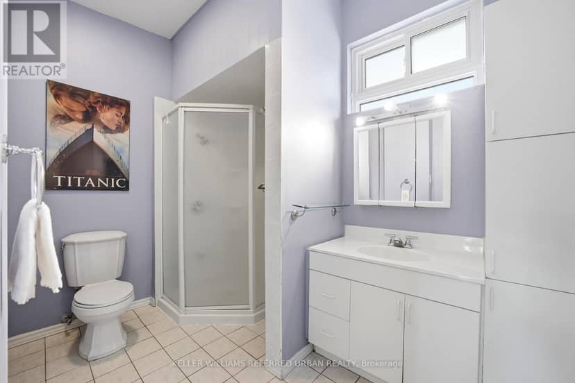 102 - 25 Esterbrooke Avenue — photo 15 of 27