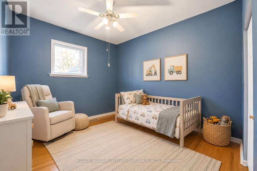 102 - 25 Esterbrooke Avenue — photo 16 of 27