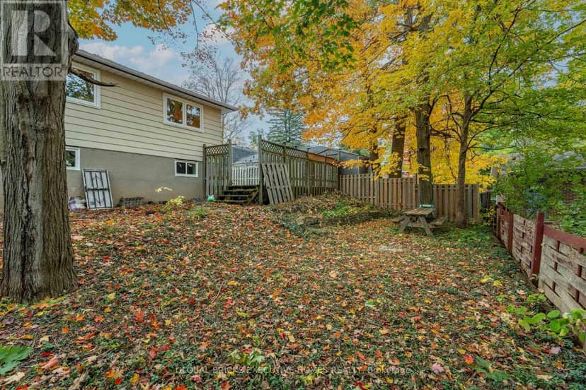 4 Virgilwood Crescent — photo 2 of 40