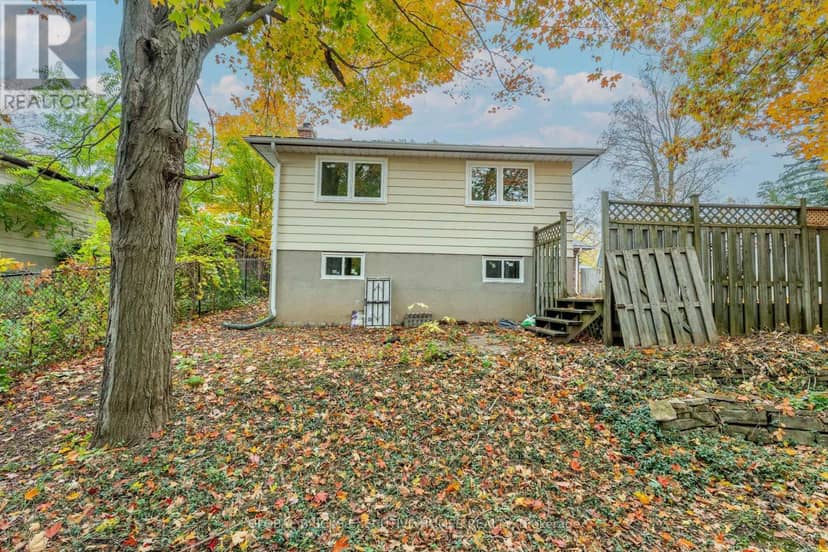 4 Virgilwood Crescent — photo 8 of 40