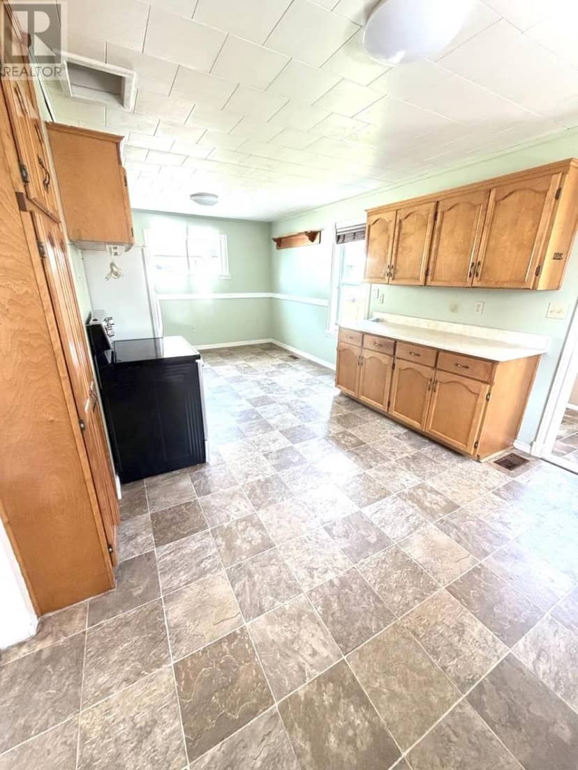 479 Sheen Street, Summerside, photo 6
