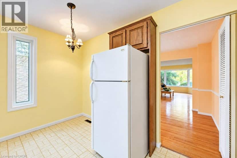 165 MCGARRY Drive — photo 13 of 40