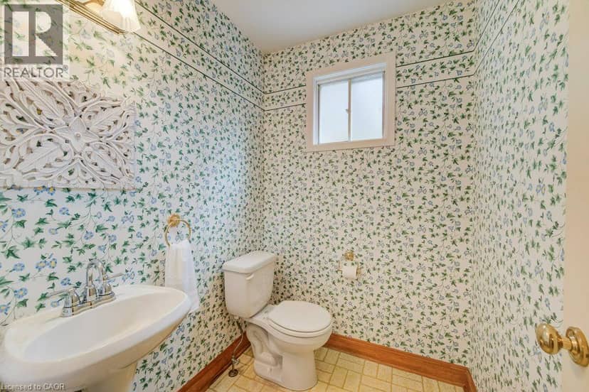 165 MCGARRY Drive — photo 16 of 40