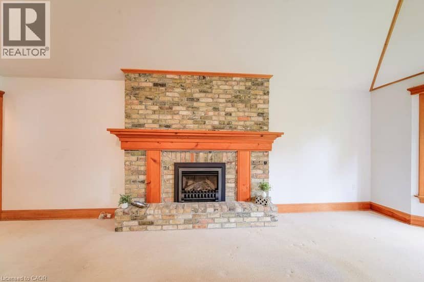 165 MCGARRY Drive — photo 21 of 40