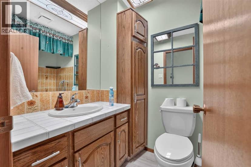 3606 Spruce Drive S — photo 26 of 40