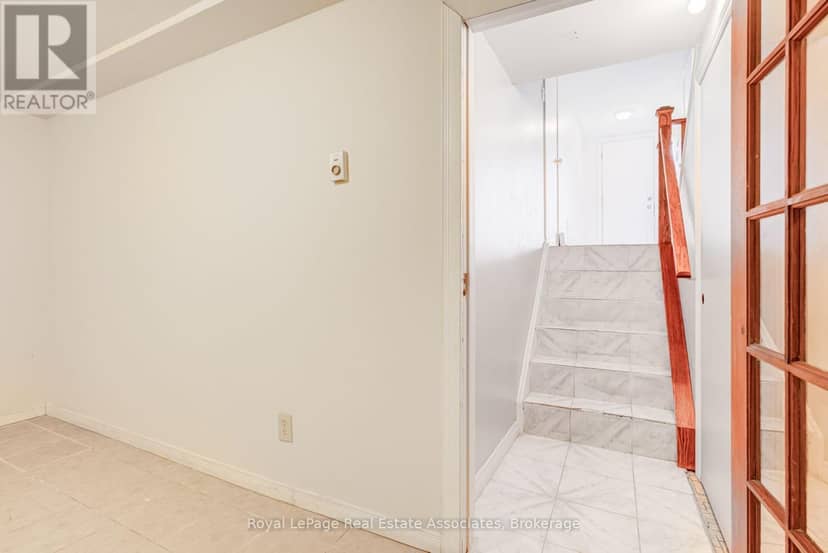 11 - 11 McCallum Court — photo 37 of 40