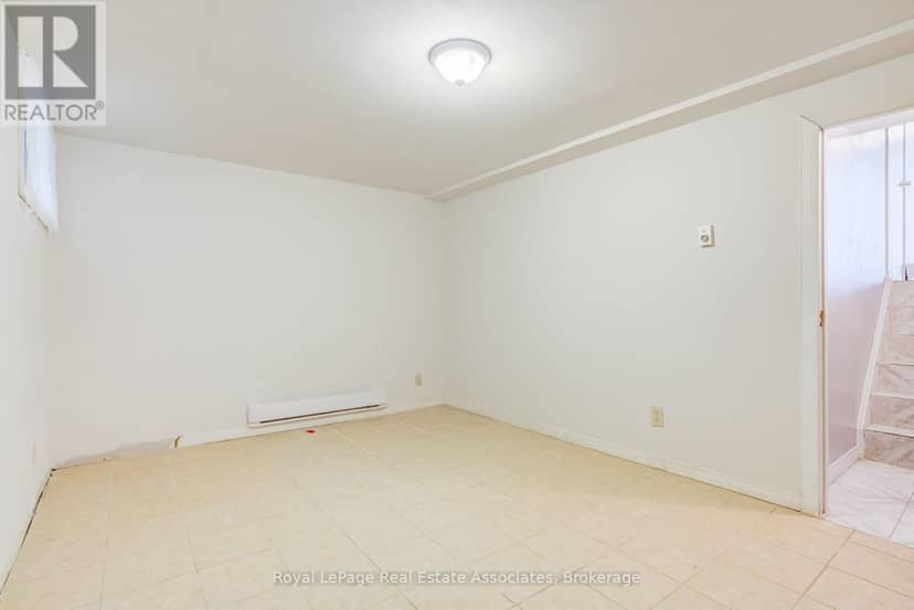 11 - 11 McCallum Court — photo 39 of 40