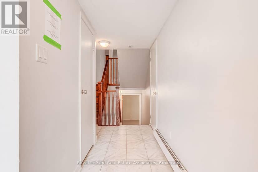 11 - 11 McCallum Court — photo 9 of 40