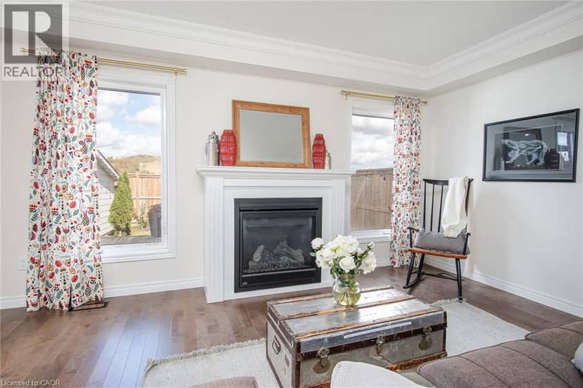290 WILLIAM Street — photo 9 of 40