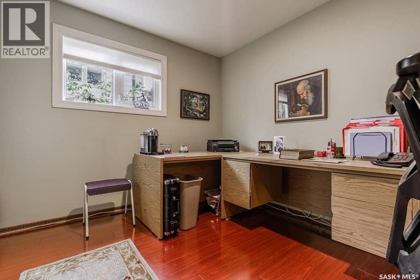 222 Gathercole CRESCENT — photo 30 of 40