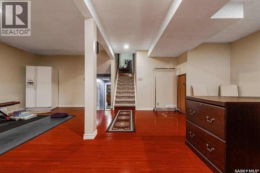 222 Gathercole CRESCENT — photo 36 of 40