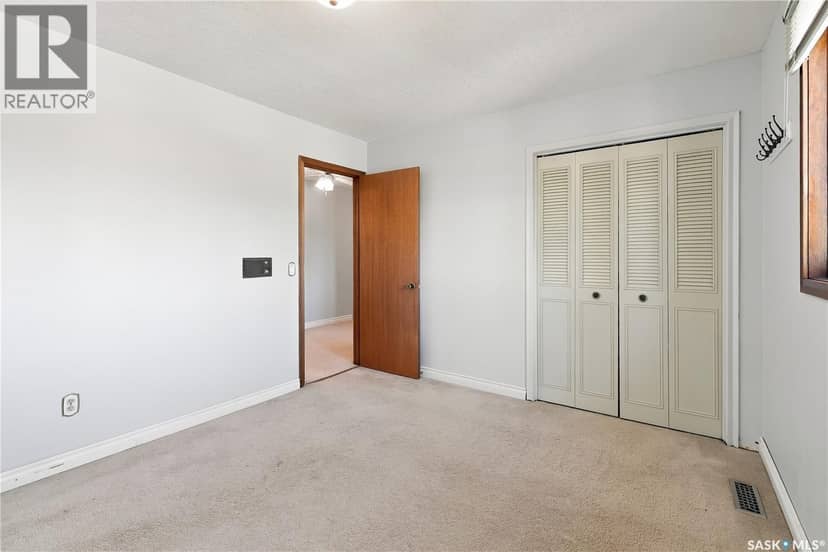 2054 Braun BAY E — photo 26 of 40