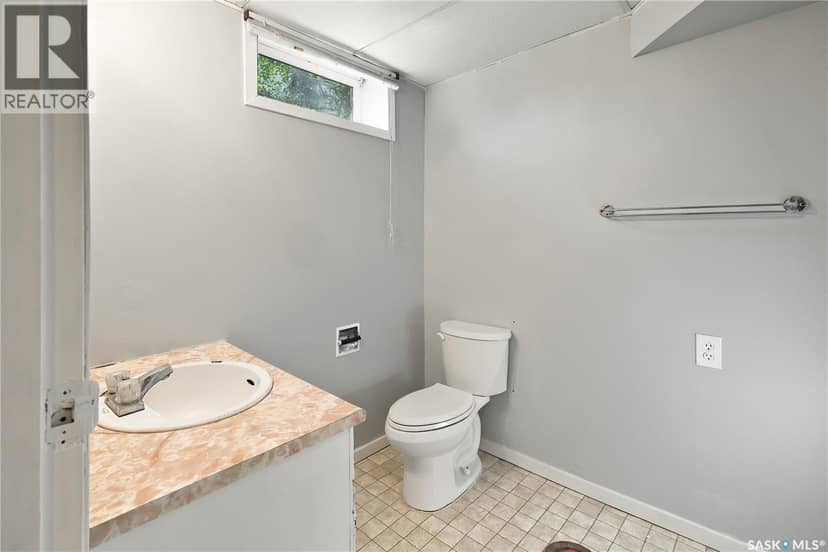 2054 Braun BAY E — photo 38 of 40