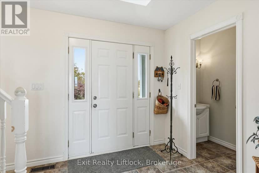 836 Hayes Line, Kawartha Lakes, photo 4