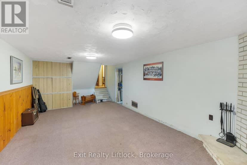 26 Beechwood Drive — photo 21 of 26