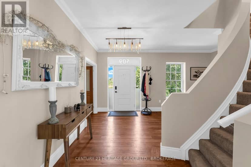 509 Maple Lawn Drive — photo 5 of 40