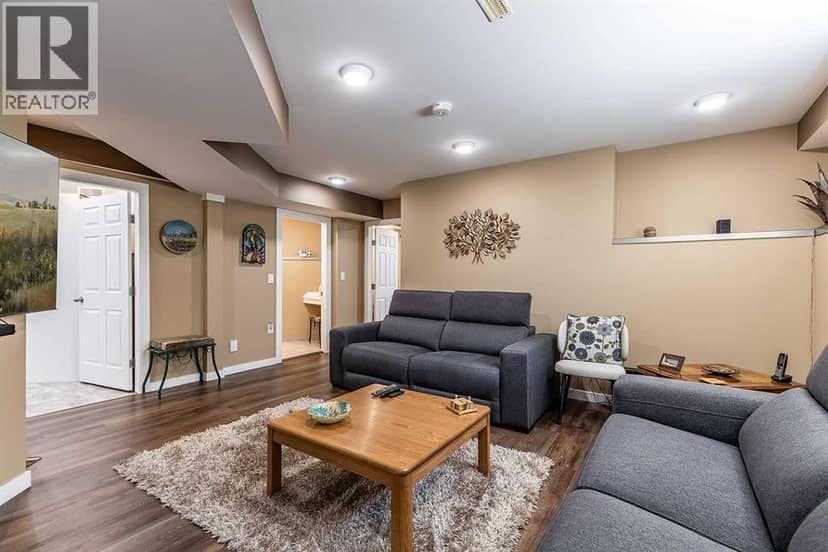604 Vista Drive SE — photo 26 of 40