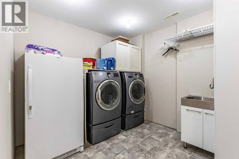 604 Vista Drive SE — photo 28 of 40
