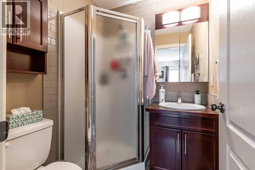 604 Vista Drive SE — photo 21 of 40